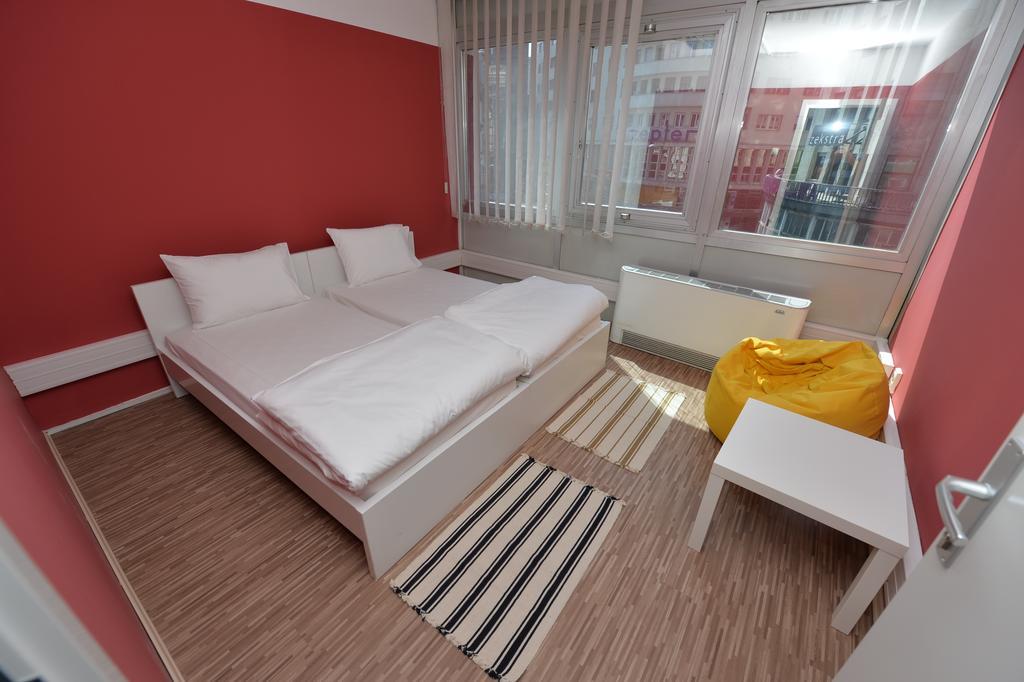 Dc Hostel Βελιγράδι Δωμάτιο φωτογραφία