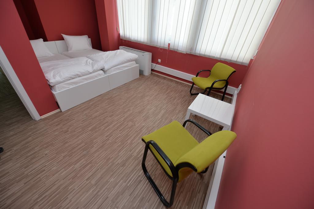 Dc Hostel Βελιγράδι Δωμάτιο φωτογραφία