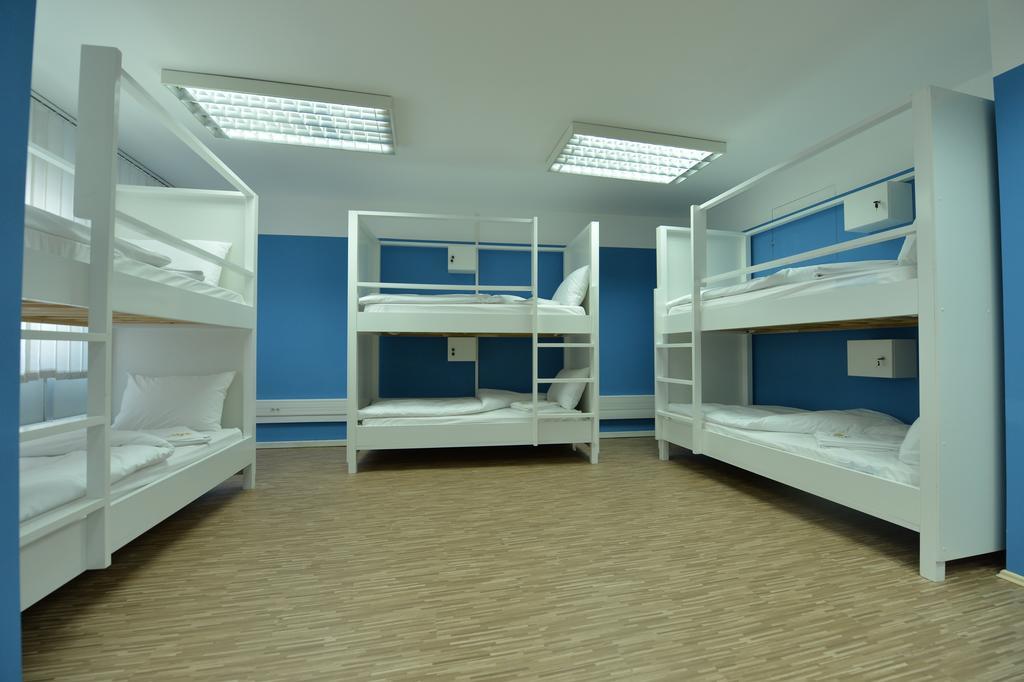 Dc Hostel Βελιγράδι Δωμάτιο φωτογραφία