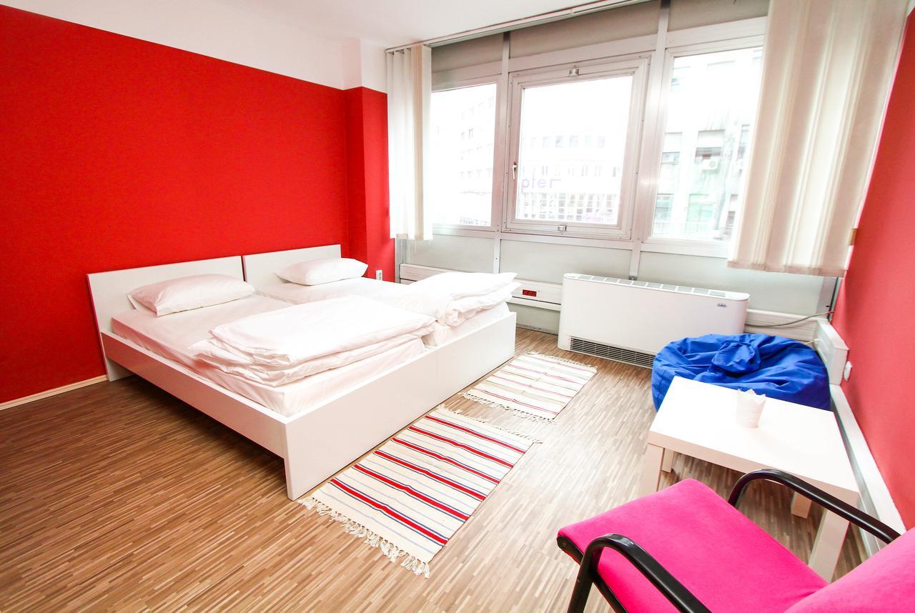 Dc Hostel Βελιγράδι Δωμάτιο φωτογραφία